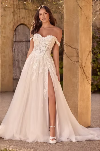 The Wedding Dress Neckline: A Guide to Flattering Styles
