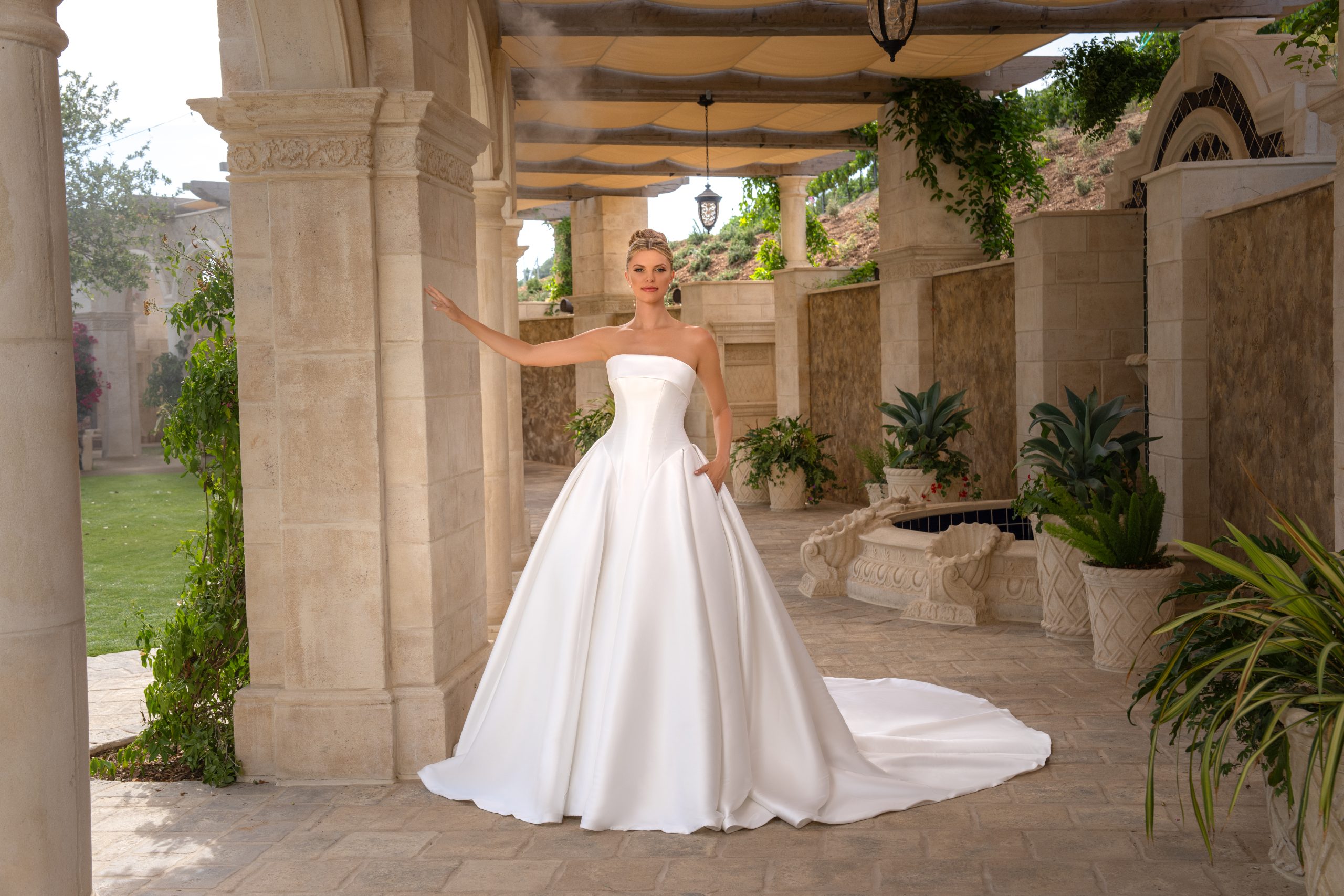 Straight necklines are hot for wedding dresses in 2026